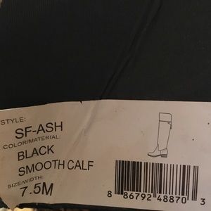 Saks Fifth Avenue Black Smooth Calf Boot Size 7.5M